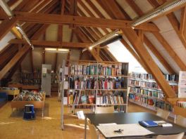 Bild Bibliothek innen